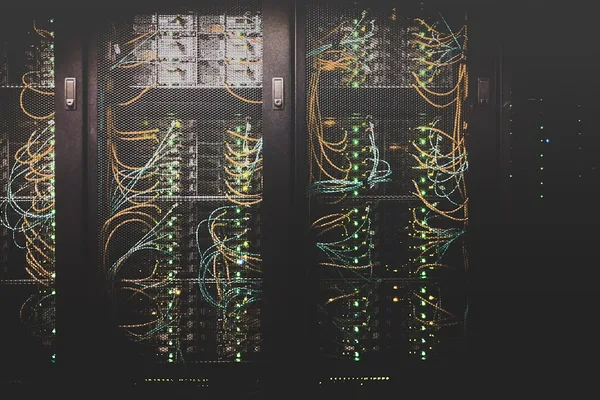 Web Hosting Nedir, Nasıl Çalışır?